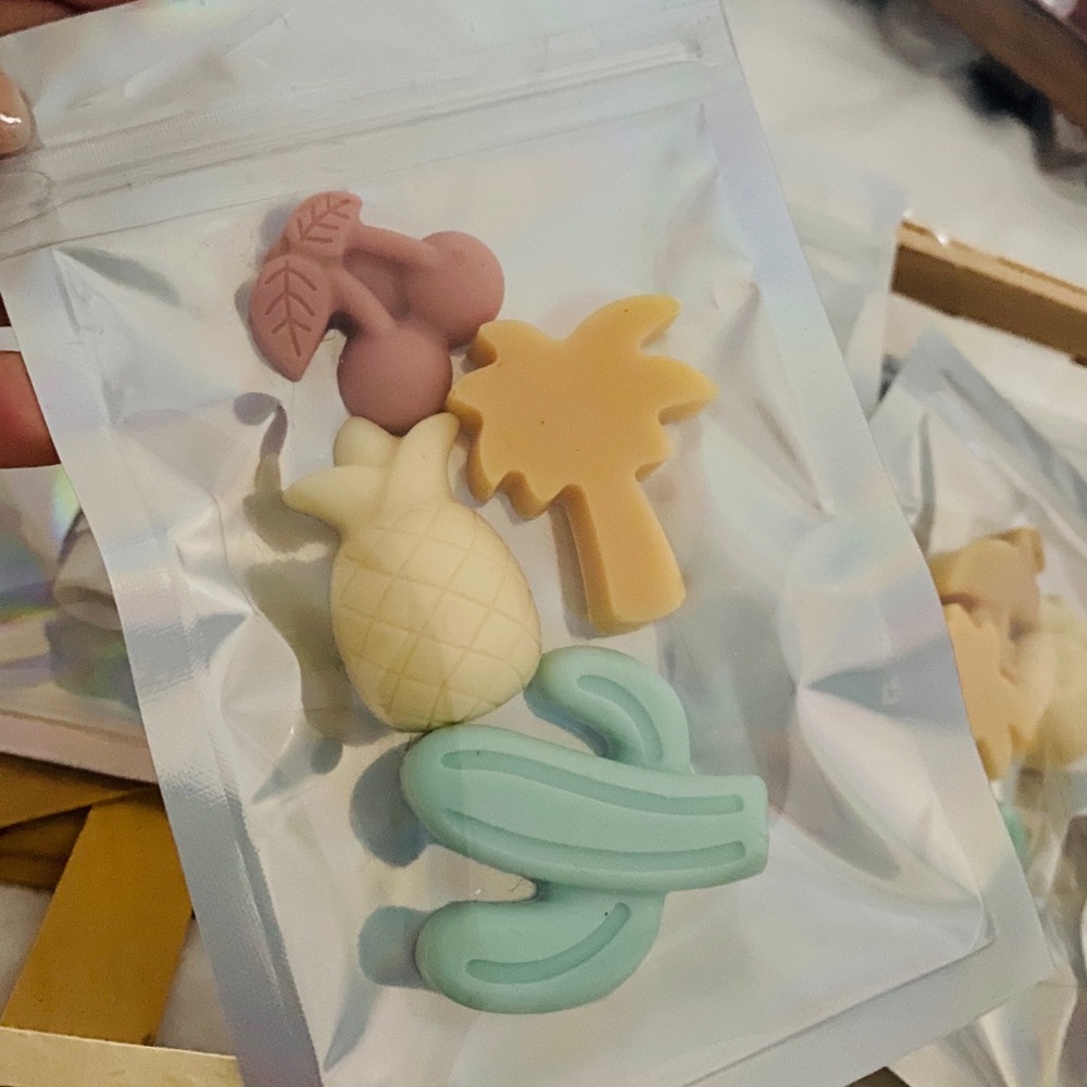 🍍Mini soap bars!! 🍒 - Picture 3 of 3